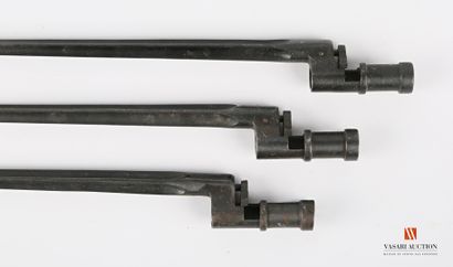 Baïonnette cruciforme pour fusil Mosin-Nagant...