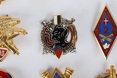 Set of artillery unit badges: 1st A.R., 2nd...