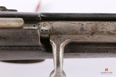 Single shot bolt action hunting rifle, mechanism...