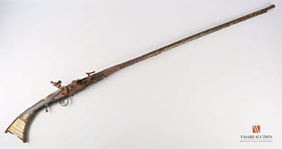 Moukala, barrel with sides then round of...