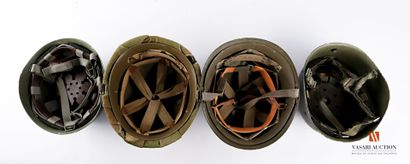 Armée française : casques lourds modèle 51...