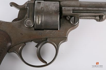 Revolver règlementaire d'ordonnance modèle...