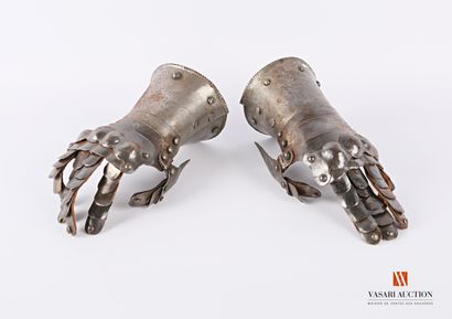 Gantelets, en paire, petite taille, fabrication...