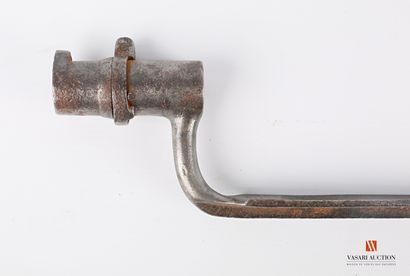 Baïonnette à douille, lame poinçonnée de...