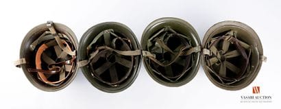 Armée française : casques lourds modèle 51,...