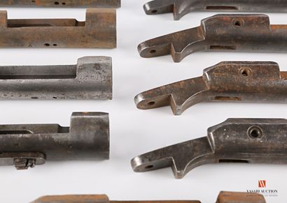 Éléments de fusil règlementaire 1866 ou 1866-74,...