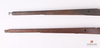 Crosse nue de fusil MAUSER type 98, usures,...
