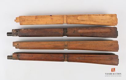 Quatre bas de garde mains de fusil MAS 36,...