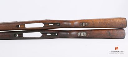 Crosse de fusil MAUSER, complète avec garde...