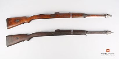 Crosse de fusil MAUSER, complète avec garde...