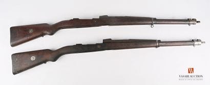 Crosse de fusil MAUSER 98, complète avec...
