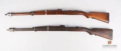 Crosse de fusil MAUSER, complète avec garde...