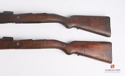 Crosse de fusil MAUSER 98, complète avec...