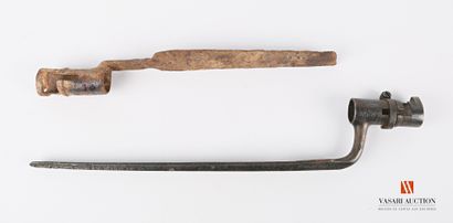 Baïonnette à douille française type an IX,...