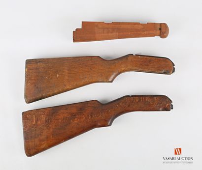 Deux crosses nue de fusil MAS 49 ou 49/56,...