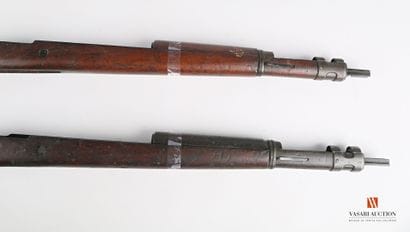 Crosse de fusil type MAUSER 98 k, complète...