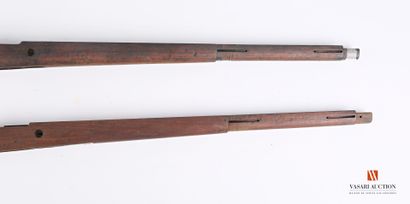 Crosse nue de fusil MAUSER type 98, usures,...
