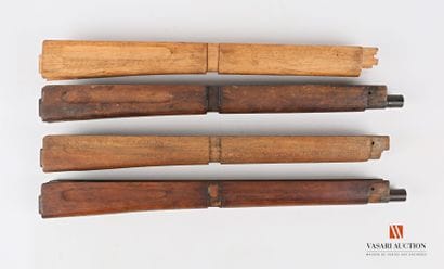 Quatre bas de garde mains de fusil MAS 36,...