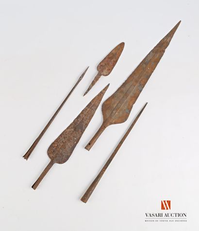 Pointes de lance et harpons, 22 cm, 35 cm,...