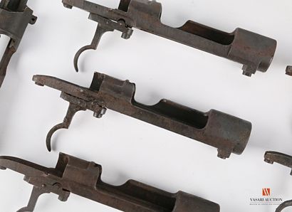 Éléments de fusil MAUSER chinois, boitiers...