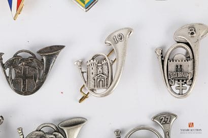 Ensemble d'insignes d'unité des Chasseurs:...
