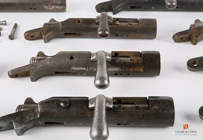 Éléments de fusil règlementaire 1866 ou 1866-74,...