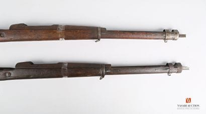 Crosse de fusil MAUSER, complète avec garde...