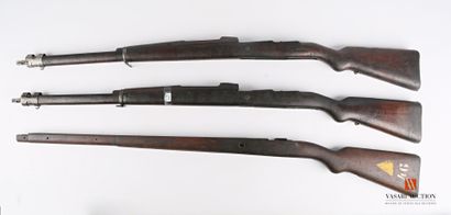 Crosse de fusil MAUSER, complète avec garde...
