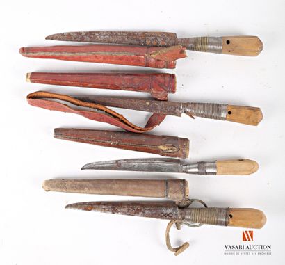Belt knife, wood and metal handle, leather...