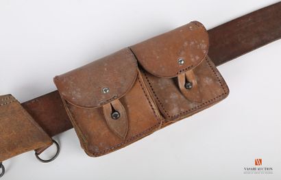 Troop belt model 1903 with two cartridge...
