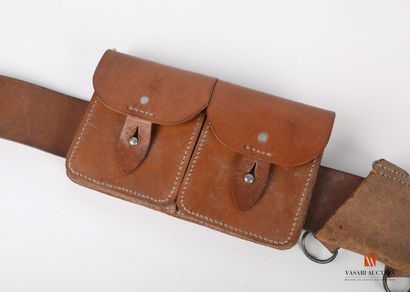 Troop belt model 1903 with two cartridge...