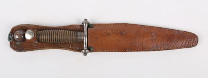 Knife-dagger, blade 17 cm, engraved with...