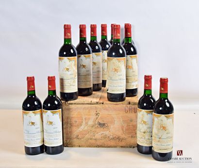 12 bottles Château MOUTON BARONNE PHILIPPE...