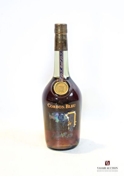 1 bouteille	Cognac MARTELL Cordon Bleu 		

	70...
