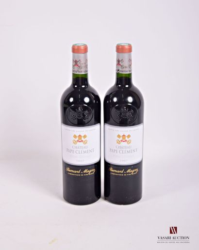 2 Bottles Château PAPE CLÉMENT Graves GCC...