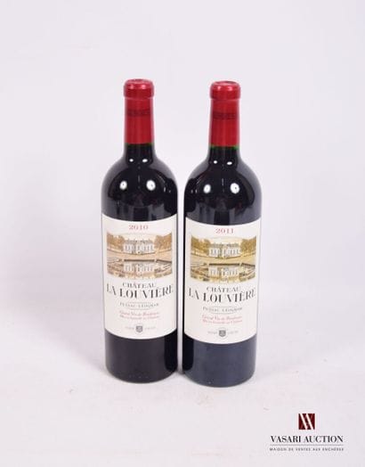 2 Bottles Château LA LOUVIÈRE Pessac Léognan

	1...