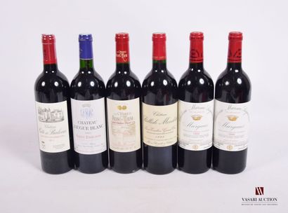 Lot of 6 bottles including :

2 Bottles Château...