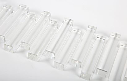 BACCARAT
Twelve crystal knife holders of...