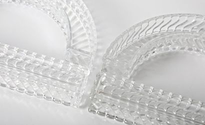 BACCARAT
Table top in molded crystal pressed...