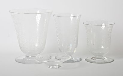 BACCARAT
Lot including two crystal vases...
