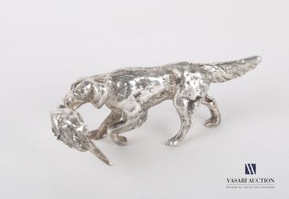 Silver subject representing a setter holding...