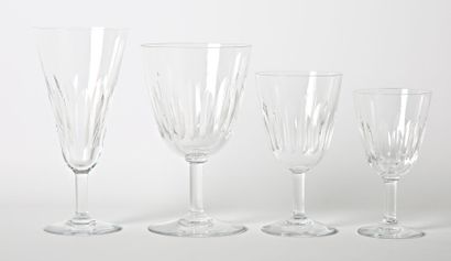 BACCARAT
Cut crystal dinner service Cassino...