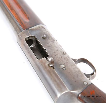 Fusil de chasse semi-automatique Browning...