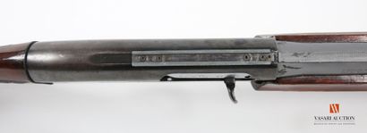 Fusil de chasse semi-automatique REMINGTON...