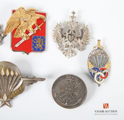 Insigne militaires : Mérite maritime, étoile...