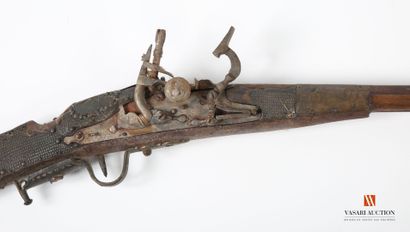 Moukala, canon à pans puis ronds de 116 cm,...