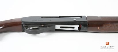 Fusil de chasse semi-automatique STOEGER...