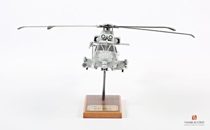 Maquette officielle EUROCOPTER de l'hélicoptère...