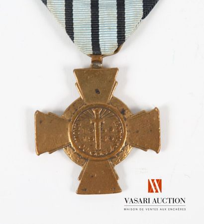 Croix du combattant de la Guerre 1939-1940,...
