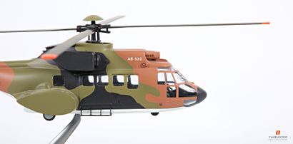 Maquette officielle EUROCOPTER de l'hélicoptère...